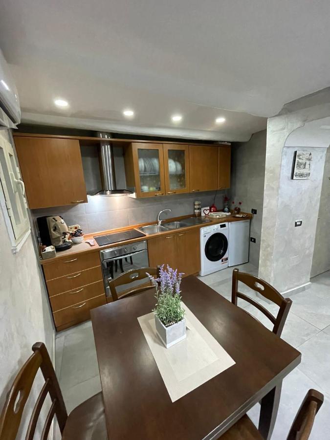 Casa Sofia Apartment เนเปิลส์ ภายนอก รูปภาพ