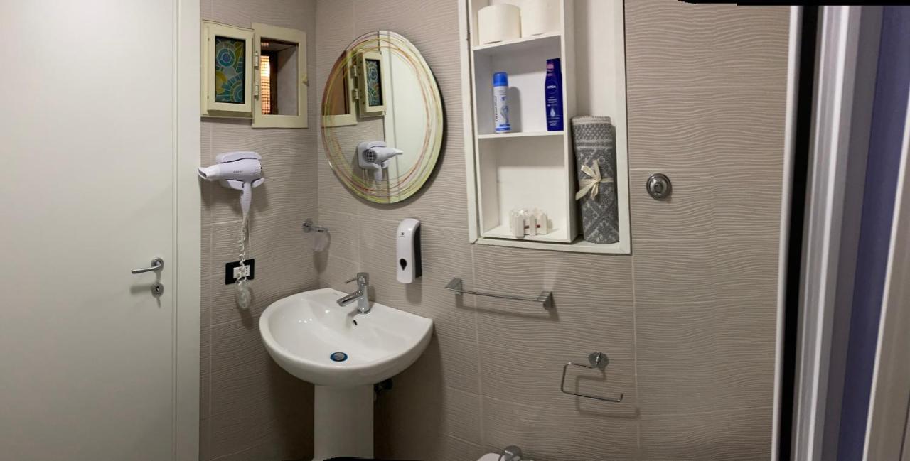 Casa Sofia Apartment เนเปิลส์ ภายนอก รูปภาพ