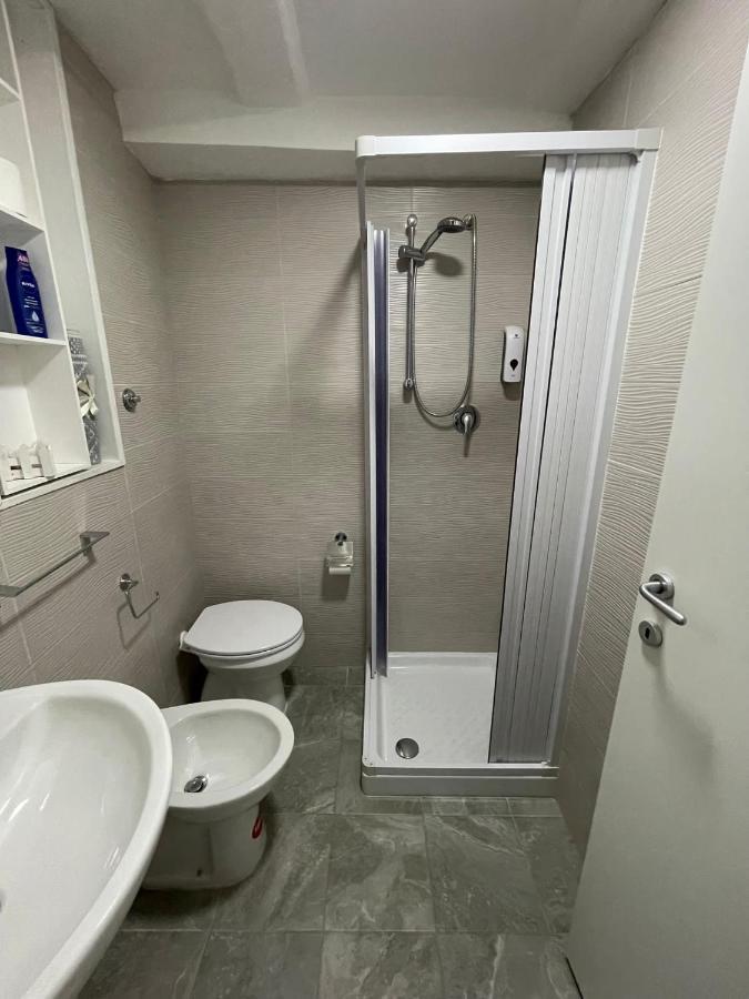 Casa Sofia Apartment เนเปิลส์ ภายนอก รูปภาพ
